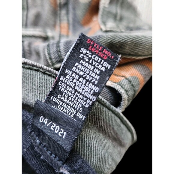 Jordan Craig Jeans Boy 12 Slim Camo Patchwork Legacy Edition Distressed Woodland - Picture 16 of 16